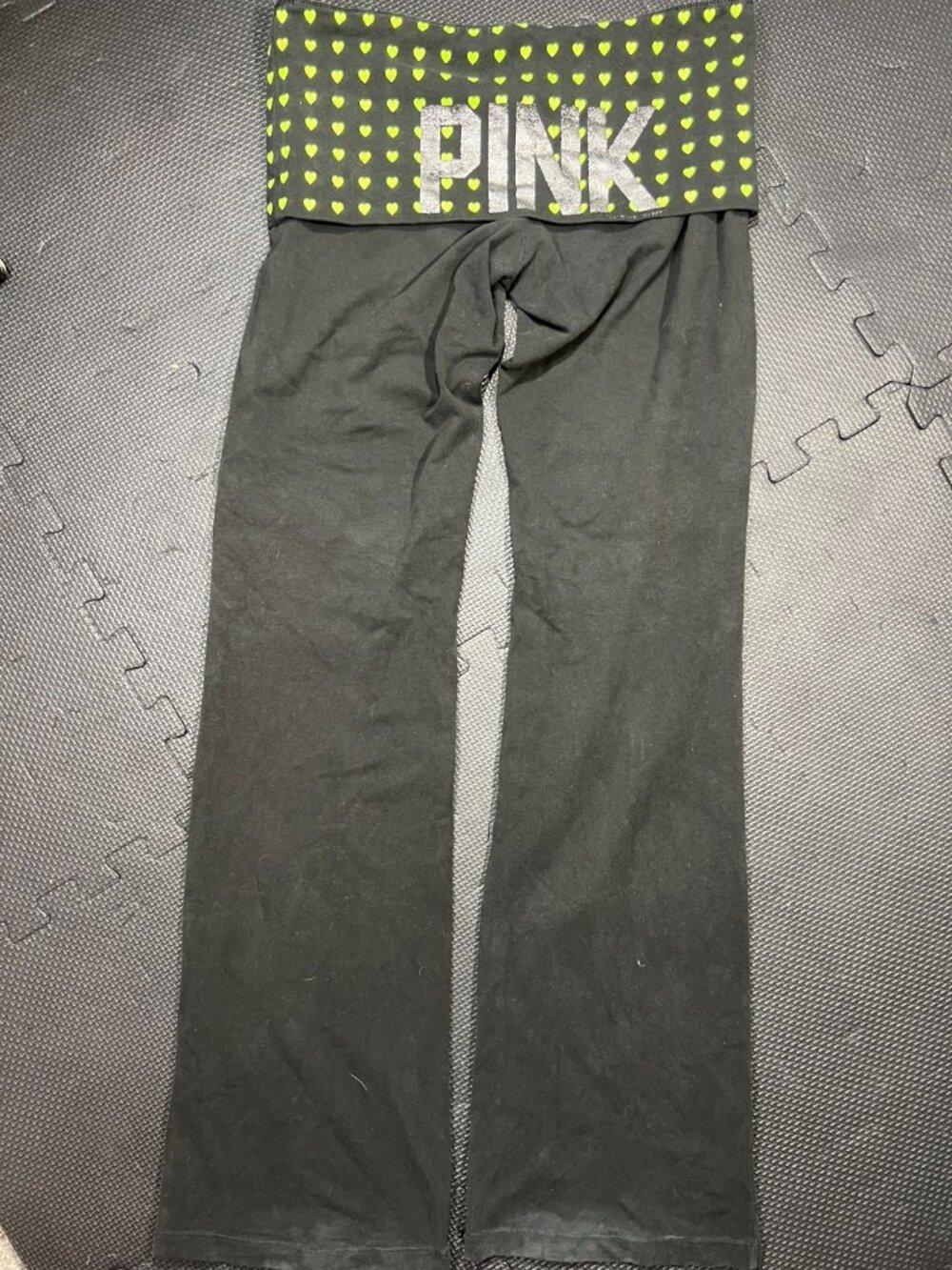 Victoria's Secret VS PINK Vintage Foldover Yoga Pants Flare Green Hearts sz SM